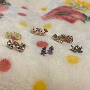 Woman’s earring set Icing new